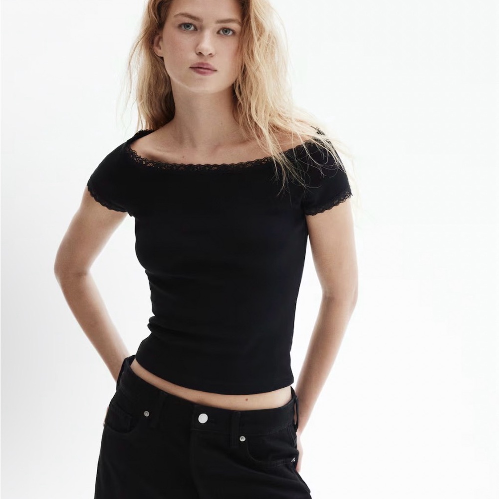 H&M black cotton lace off the shoulder top size small